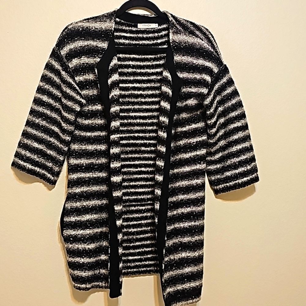 - FRNCH‎ CARDIGAN SWEATER SIZE MEDIUM